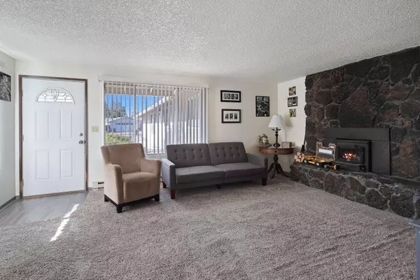 1212 18th ST #1210, 1212, 1220, 1222, Redmond, OR 97756