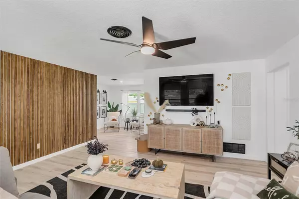 805 ADIRONDACK AVE, Orlando, FL 32819