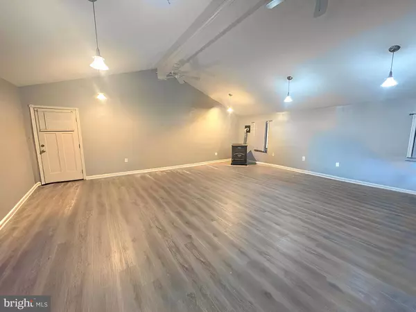 3117 TANAGER LN, East Stroudsburg, PA 18302