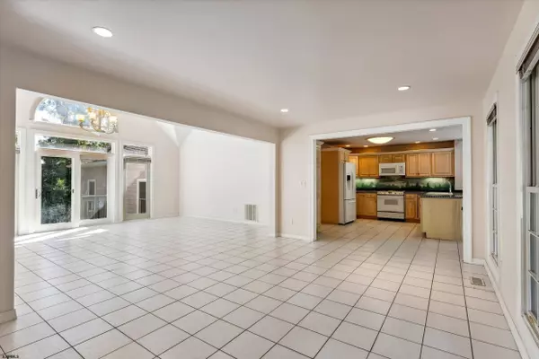 530 S Marshall, Galloway Township, NJ 08205