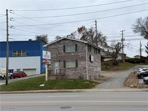 1518 Market ST, Steubenville, OH 43952