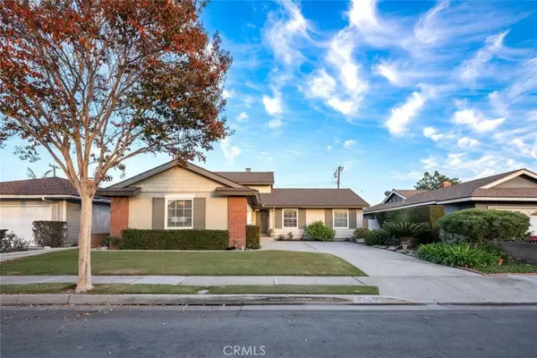 10424 Cary CIR, Cypress, CA 90630