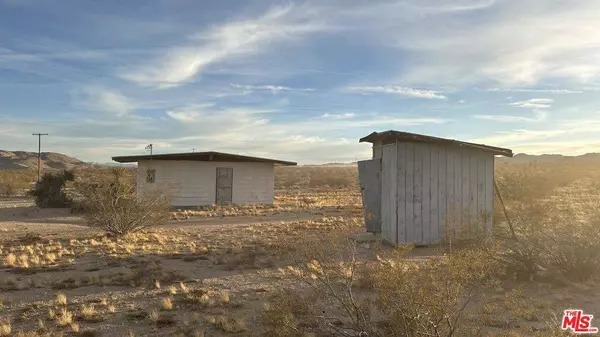 5170 Dusty Mile RD, Landers, CA 92285