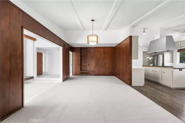 22313 Macfarlane DR, Woodland Hills, CA 91364