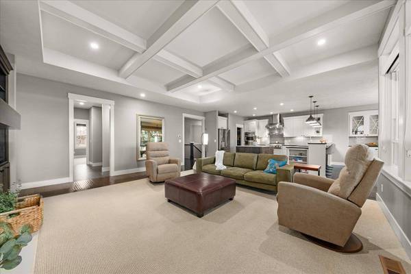 8605 N Rosebury Ln, Spokane, WA 99208