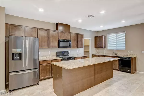 2421 Evening Snow Court, North Las Vegas, NV 89030