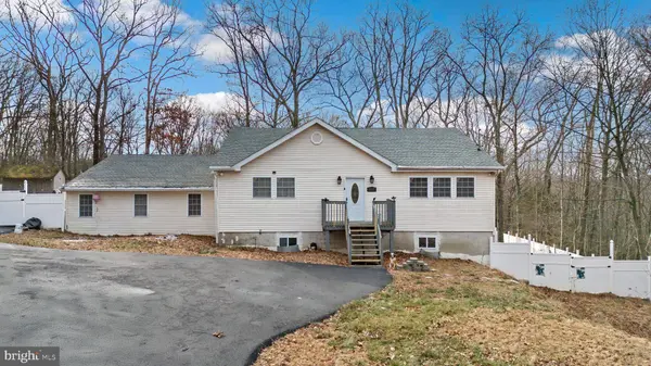 3117 TANAGER LN, East Stroudsburg, PA 18302