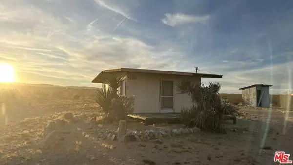 5170 Dusty Mile RD, Landers, CA 92285