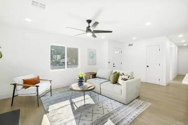 7374 Skyline Drive, San Diego, CA 92114