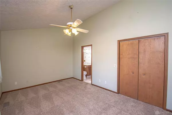 1871 Fox Ridge Drive #36, Springfield, OH 45503