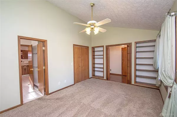 1871 Fox Ridge Drive #36, Springfield, OH 45503