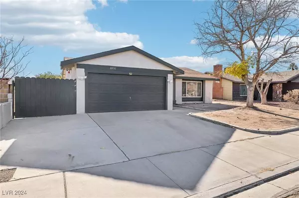 6957 Pleasant View Avenue, Las Vegas, NV 89147