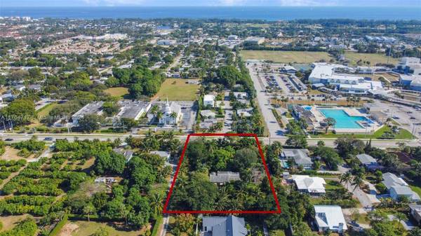 2610 Seacrest Blvd, Delray Beach, FL 33444