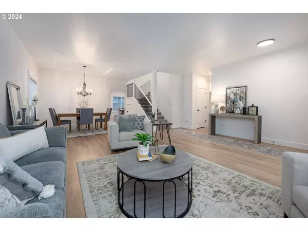 11493 SHELBY ROSE DR, Oregon City, OR 97045