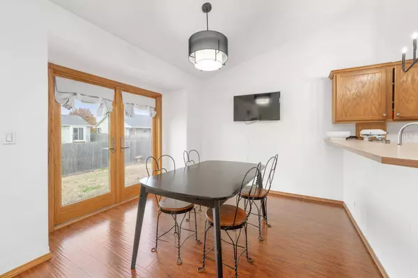 2225 S Parkridge St, Wichita, KS 67209