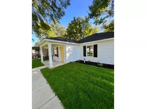 3498 STANTON RD, Memphis, TN 38108