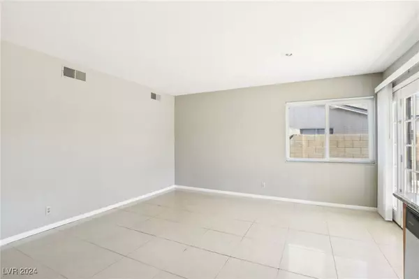 6957 Pleasant View Avenue, Las Vegas, NV 89147
