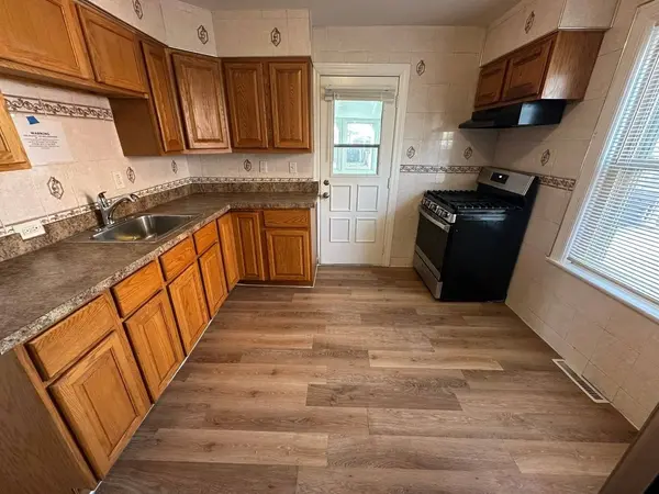 110 N Addison Street, Bensenville, IL 60106