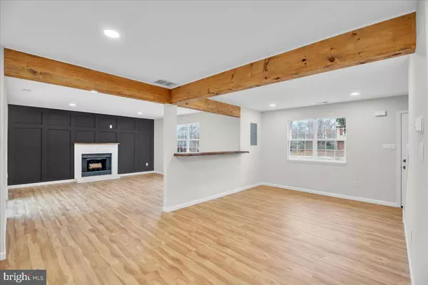 303 BLACKFOOT TRL, Browns Mills, NJ 08015