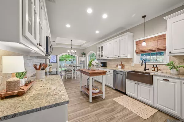 1541 RIVER RUN DR, Denham Springs, LA 70726