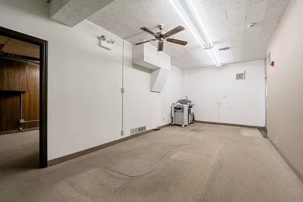 13005 Western AVE #2A, Blue Island, IL 60406