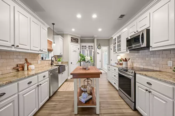 1541 RIVER RUN DR, Denham Springs, LA 70726