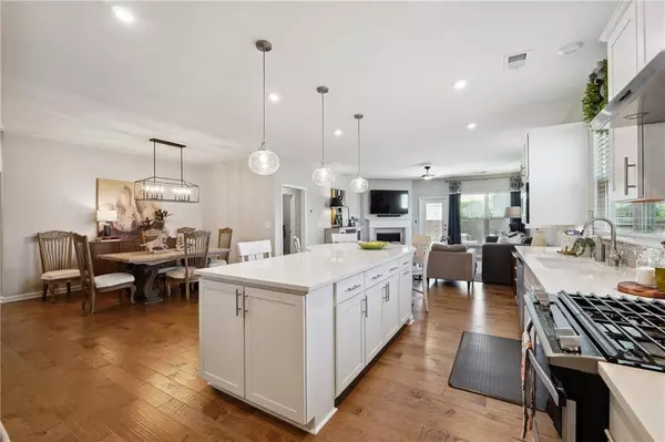 2850 Admiral Bay DR, Cumming, GA 30041