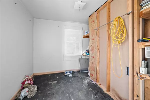 2S086 Harter RD, Elburn, IL 60119