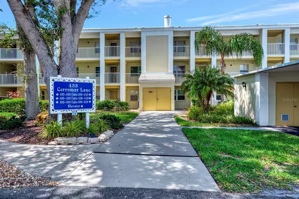433 CERROMAR LN #441, Venice, FL 34293