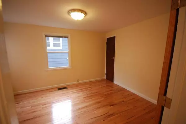 138 Montgomery ST, Poughkeepsie, NY 12601