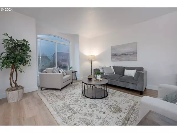 11493 SHELBY ROSE DR, Oregon City, OR 97045