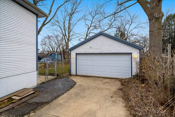 1013 S Fourth ST, Aurora, IL 60505