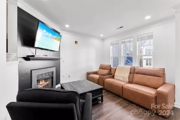 7108 Founders Club CT, Charlotte, NC 28269