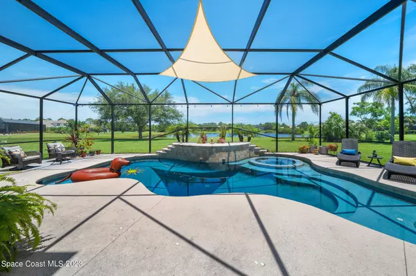 3908 Gardenwood CIR, Grant, FL 32949