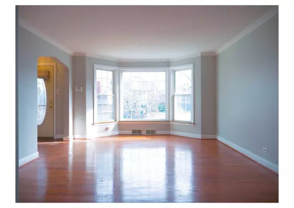 11026 S Emerald Avenue, Chicago, IL 60628