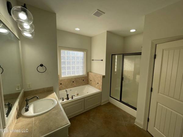 524 Kate Lofton Drive, Brandon, MS 39047