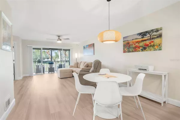 433 CERROMAR LN #441, Venice, FL 34293