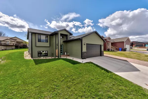 5223 Chalkstone Court, Rapid City, SD 57702