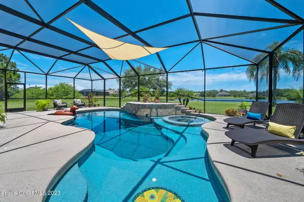 3908 Gardenwood CIR, Grant, FL 32949