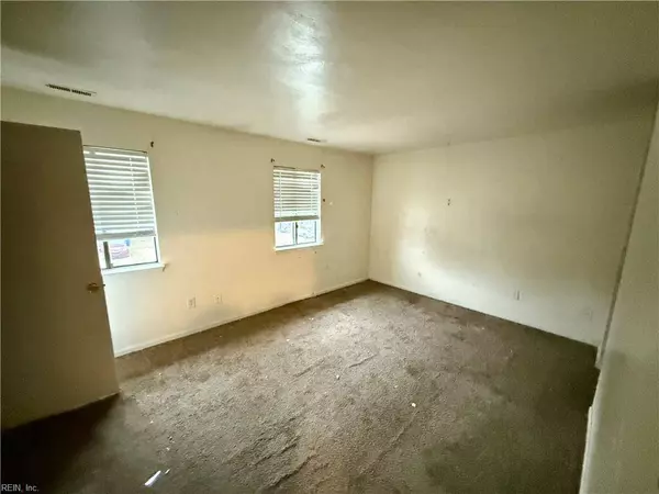 479 Hill Meadow DR, Virginia Beach, VA 23454