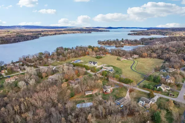 N2151 Lake Drive, Lodi, WI 53555