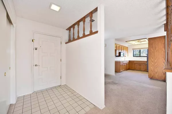 6462 Perrin WAY, Carmichael, CA 95608