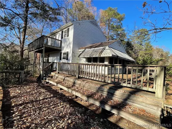 3120 N Waterside DR, Lanexa, VA 23089