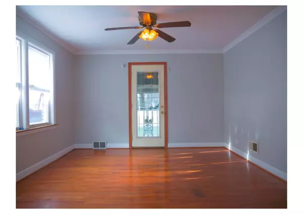 11026 S Emerald Avenue, Chicago, IL 60628