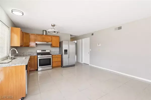 6957 Pleasant View Avenue, Las Vegas, NV 89147