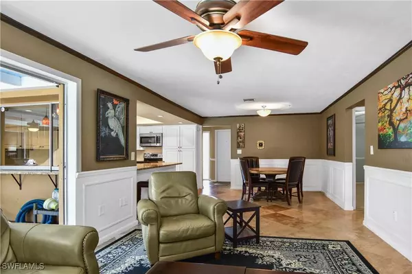 1450 Tanglewood Pkwy, Fort Myers, FL 33919