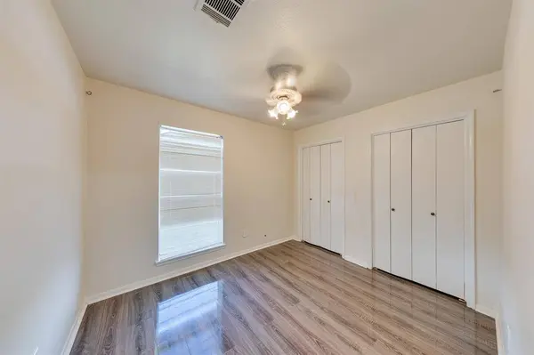 814 Fitzgerald ST, East Bernard, TX 77435