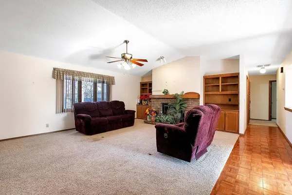 1950 N Keith Ct, Wichita, KS 67212