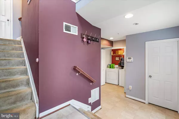 8312 STANSBURY LAKE DR, Dundalk, MD 21222