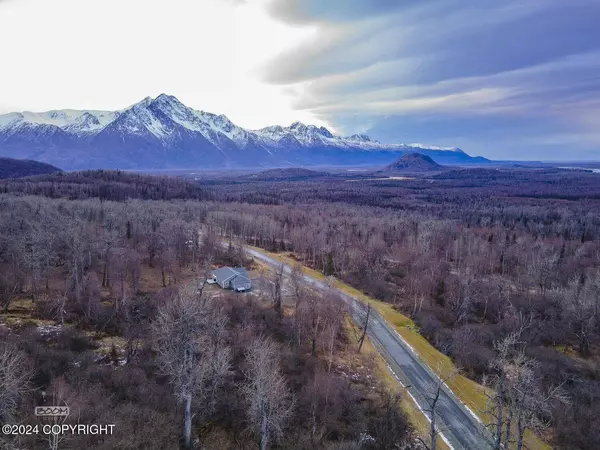 485 N Hale CIR, Palmer, AK 99645